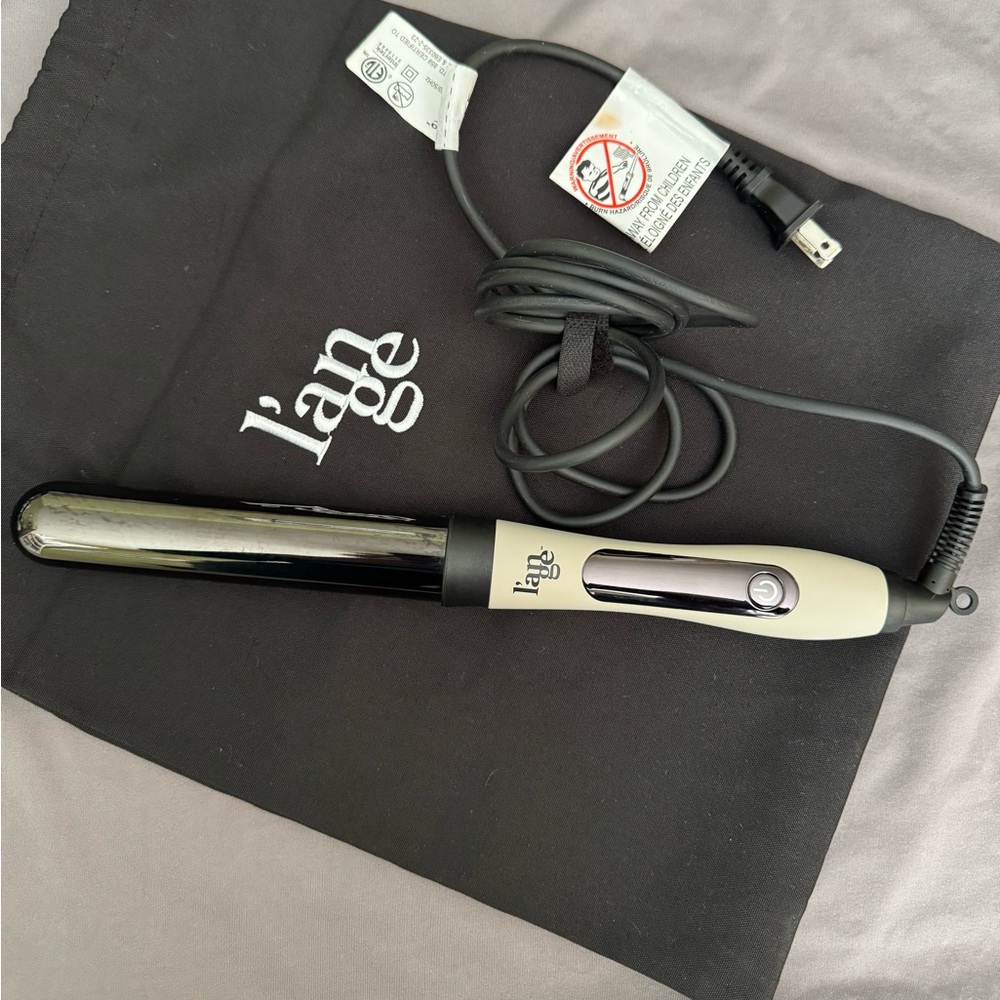 CLEARANCE L'ange Le Curl Titanium 32mm Curling Wand in Black and Gray